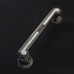 Moon Charme EC-690 - Cabinet And Drawer Handle Pulls