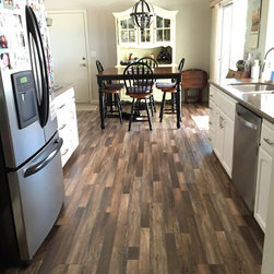 Country Maple Laminate - Products