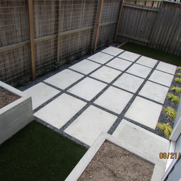 Transforming a patch of grass to a fun and functional space.