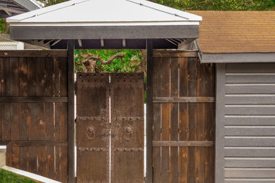 Home design - zen home design idea in Austin