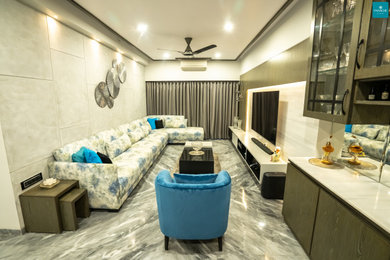Design ideas for a modern living room in Mumbai.