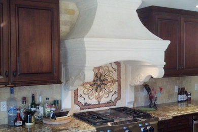 Inspiration for a timeless kitchen remodel in Los Angeles