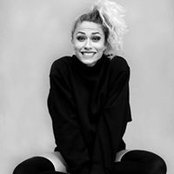 Alicia Roche's photo
