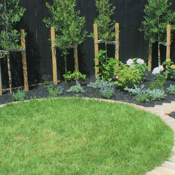 Compact Country Garden