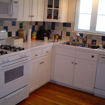 Satellite studio kitchen/bath