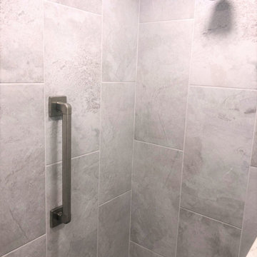 Sun Caper Master Bath
