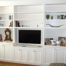 Entertainment wall unit