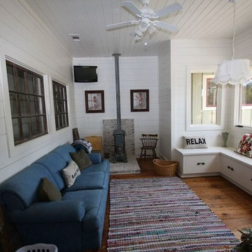 Rustic home - Sunroom