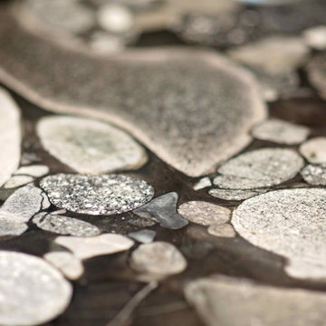 Verde Marinace granite Island countertop,. Perimeter- Caesarstone quartz