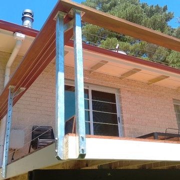 Cantilevered Spotted Gum Deck