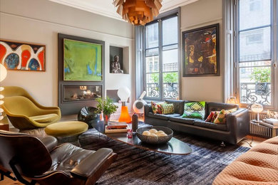 Eclectic living room in Paris.