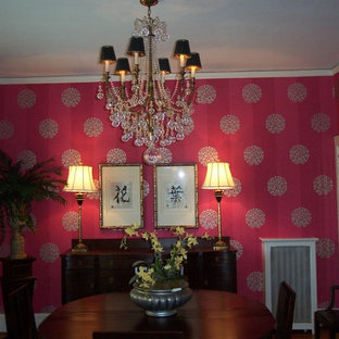 Klassisches Esszimmer mit rosa Wandfarbe in Richmond