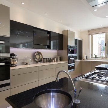 New Build, Finchley