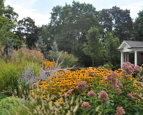 Annual Flower Bed Designs | Houzz on Annual Flower Bed Designs
 id=79281