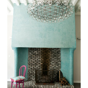 Walls and furniture