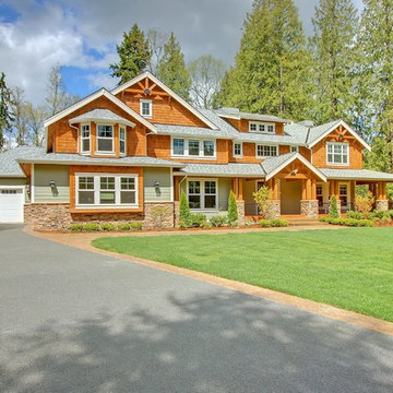 TRADITIONAL CRAFTSMAN