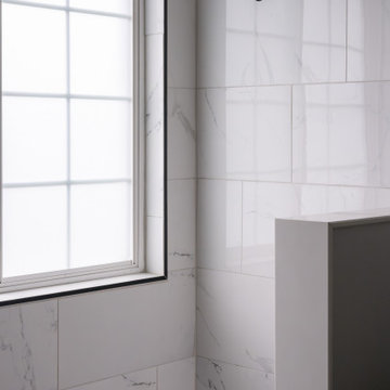 Modern Elegance Meets Functionality in the Primary Bath