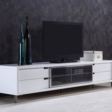 Entertainment center
