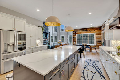 Inspiration for an eclectic kitchen remodel in Nashville