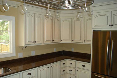 Examples of our Custom Kitchen Cabinets with White Painted Finishes