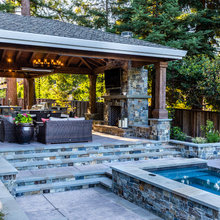 Outdoor Kitchen