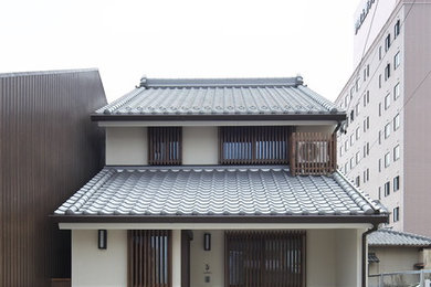 他の地域にある和風のおしゃれな家の外観の写真