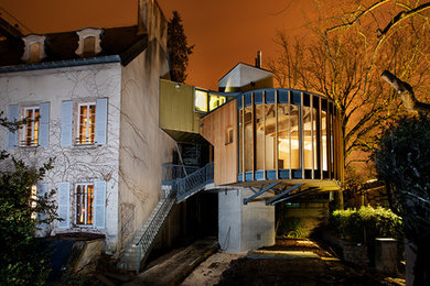 Contemporary home design in Dijon.