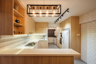 Inspiration for a transitional kitchen in Singapore.