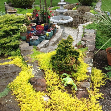 Rock Rich -The sunken knot garden, with central fountain