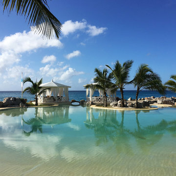 Dominicus Marina Resort, reflection of Paradise