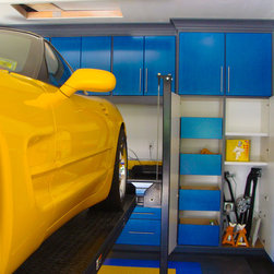 Corvette home - Closet Organizers