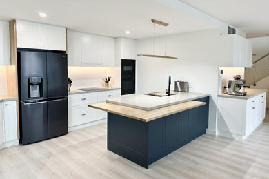 This is an example of a kitchen in Brisbane.