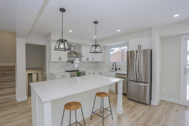 Example of a kitchen design in Toronto