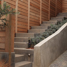 Retaining wall