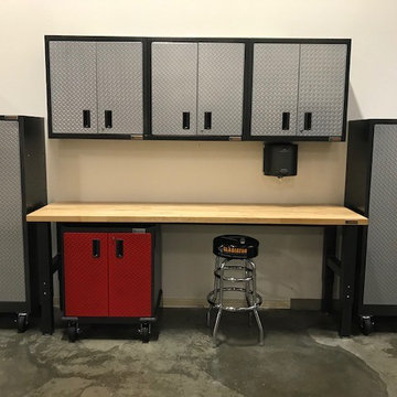 Gladiator Garage Works Cabinet Line