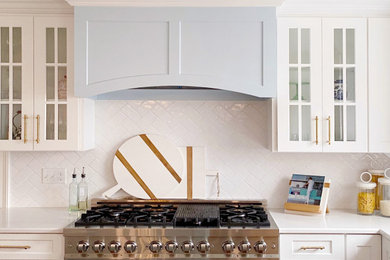 Example of a transitional kitchen design in St Louis