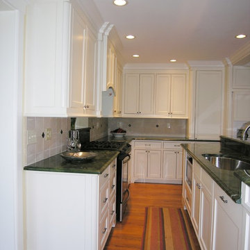 L-shaped Kitchen with Varying Depth Cabinets