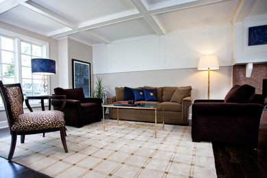 Example of a transitional living room design in Detroit