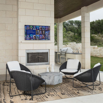 Spanish Oaks Residence