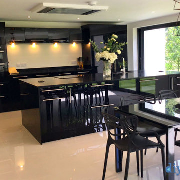 An Innova Altino Black High Gloss Kitchen - Real Customer Kitchens 2024