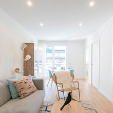Puertas y zócalo apartamento España