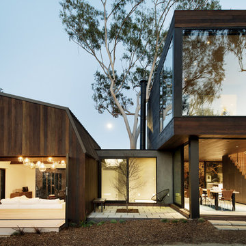 Oak Pass Guesthouse
