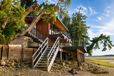 Beach style exterior home photo in Seattle
