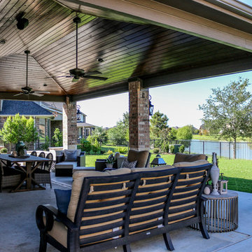 Entertaining Patio with Fire Feature: Fulshear, TX