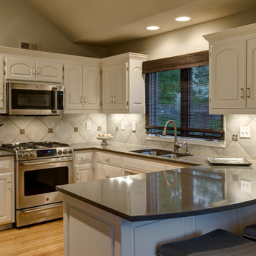 Condo Whole Home in Leawood, KS