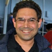 Carlos Grados's photo