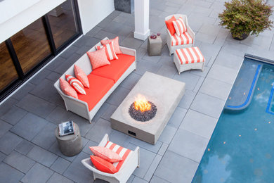 Inspiration for a tropical home design remodel in Miami