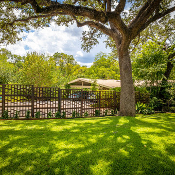 Great Oaks Austin Composite Deck with Custom Corten Screening