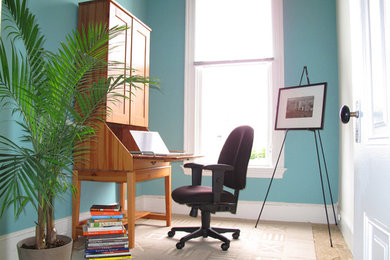 Inspiration for an eclectic home office remodel in San Francisco