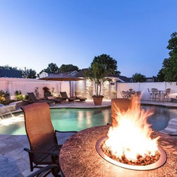 Transitional Cozy Oasis - Fire Pits